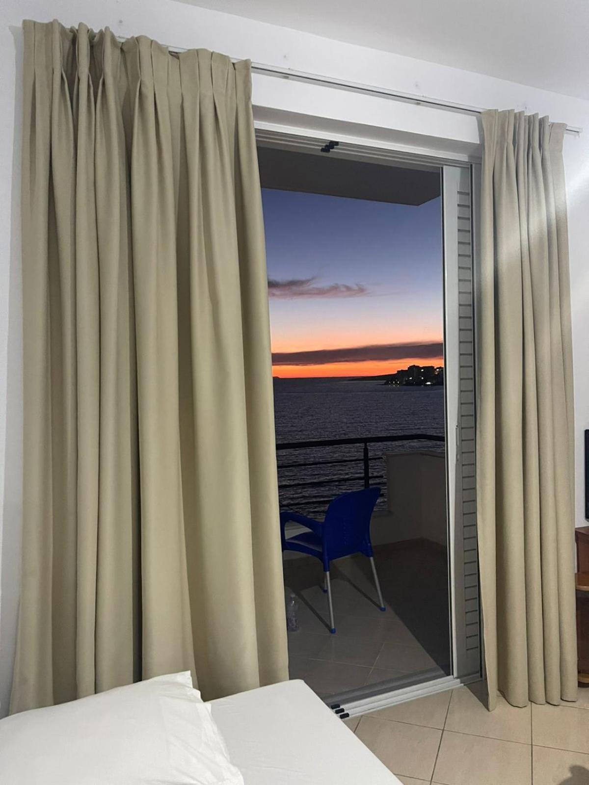 Seaview Studio Sarandë エクステリア 写真